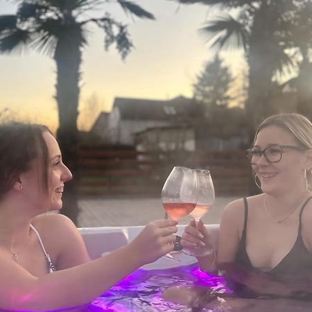 Roze Vendeghaz Hotel Villány Екстериор снимка